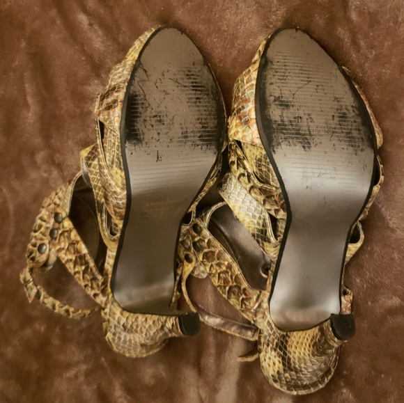 Legend Snake Skin Designed Heels - Picture 6 of 12